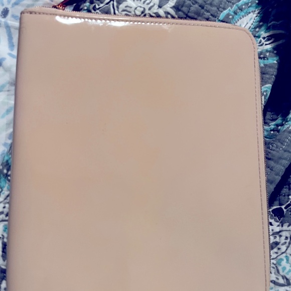 Ted Baker iPad Sleeve EUC - Picture 2 of 4